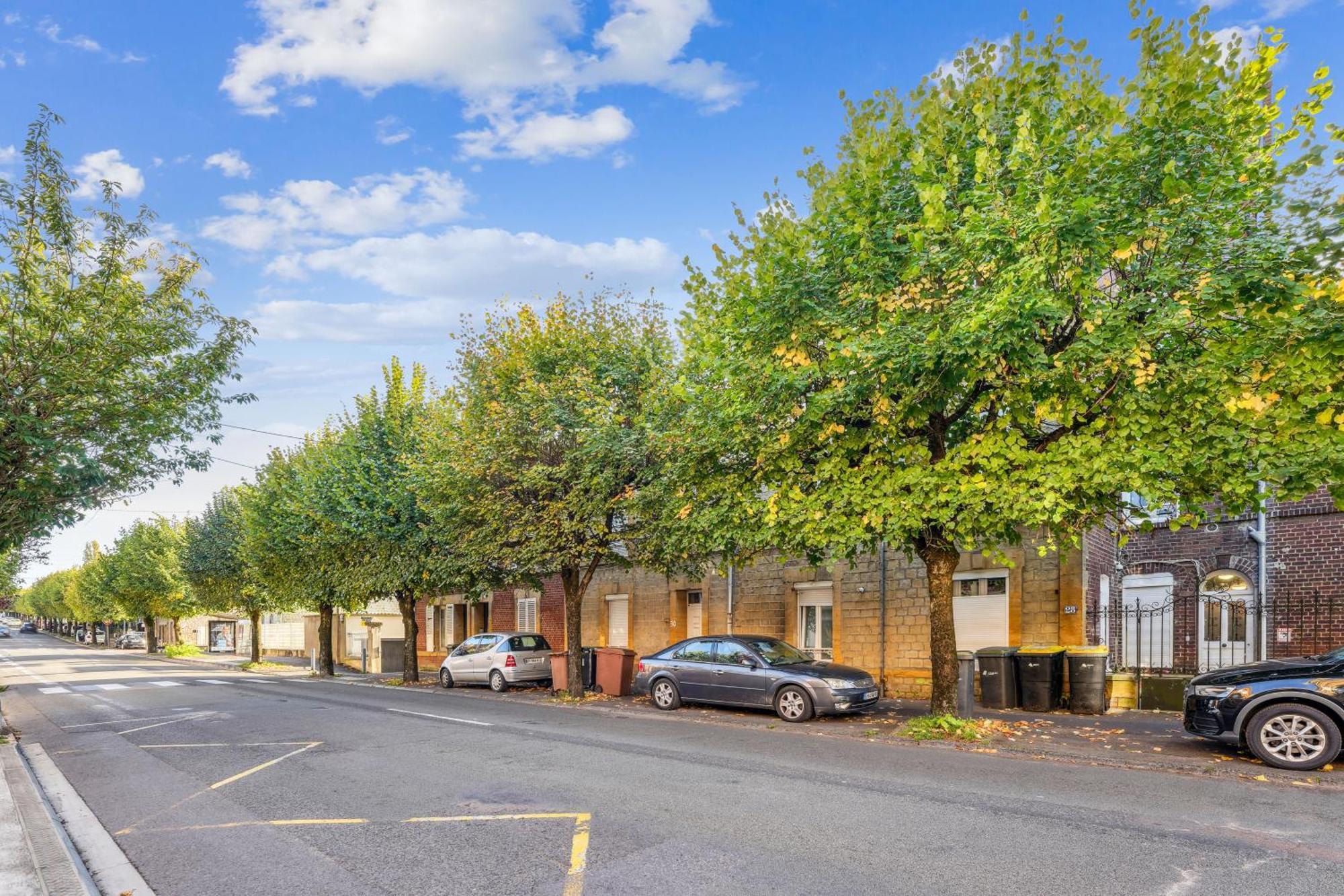 Budget Appart Avec Parking Au Centre-Ville Charleville-Mézières Exteriér fotografie